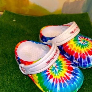 BRAND NEW Stride Rite toddler Crocs Size 5